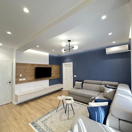 Luxurious Seaside Apartment Durrës Exterior foto