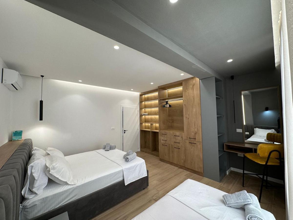 Luxurious Seaside Apartment Durrës Exterior foto