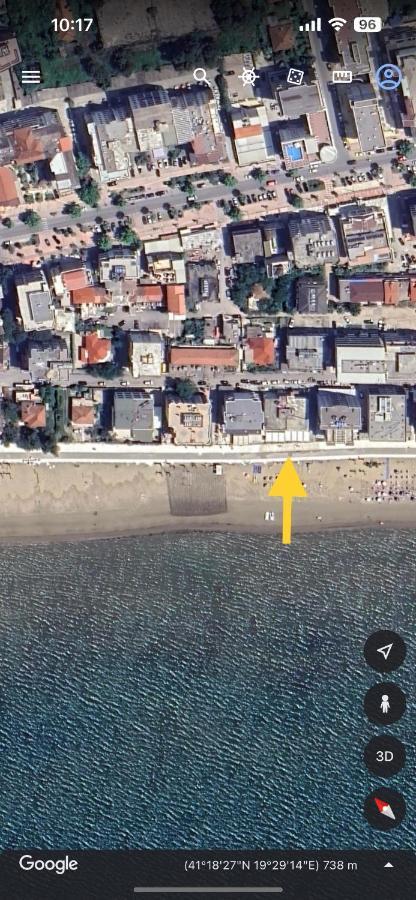 Luxurious Seaside Apartment Durrës Exterior foto